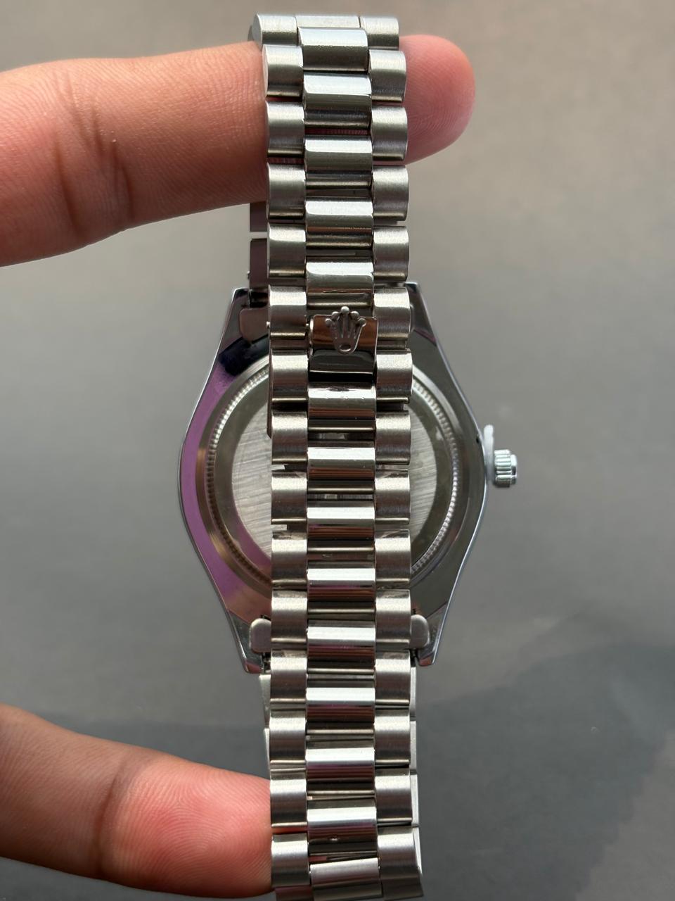 ROLEX  men’s stainless steel watch |thezeit