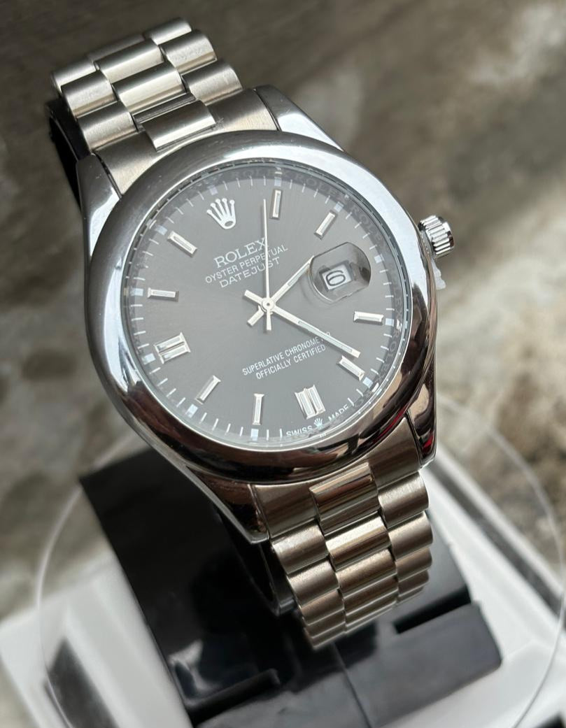 ROLEX oyster perpetual Datejust watch with silver chain|thezeit